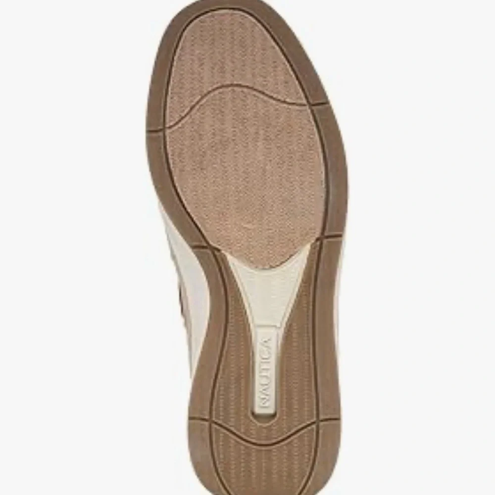 Nautica Men’s Beige/Tan Leather Boat Shoes